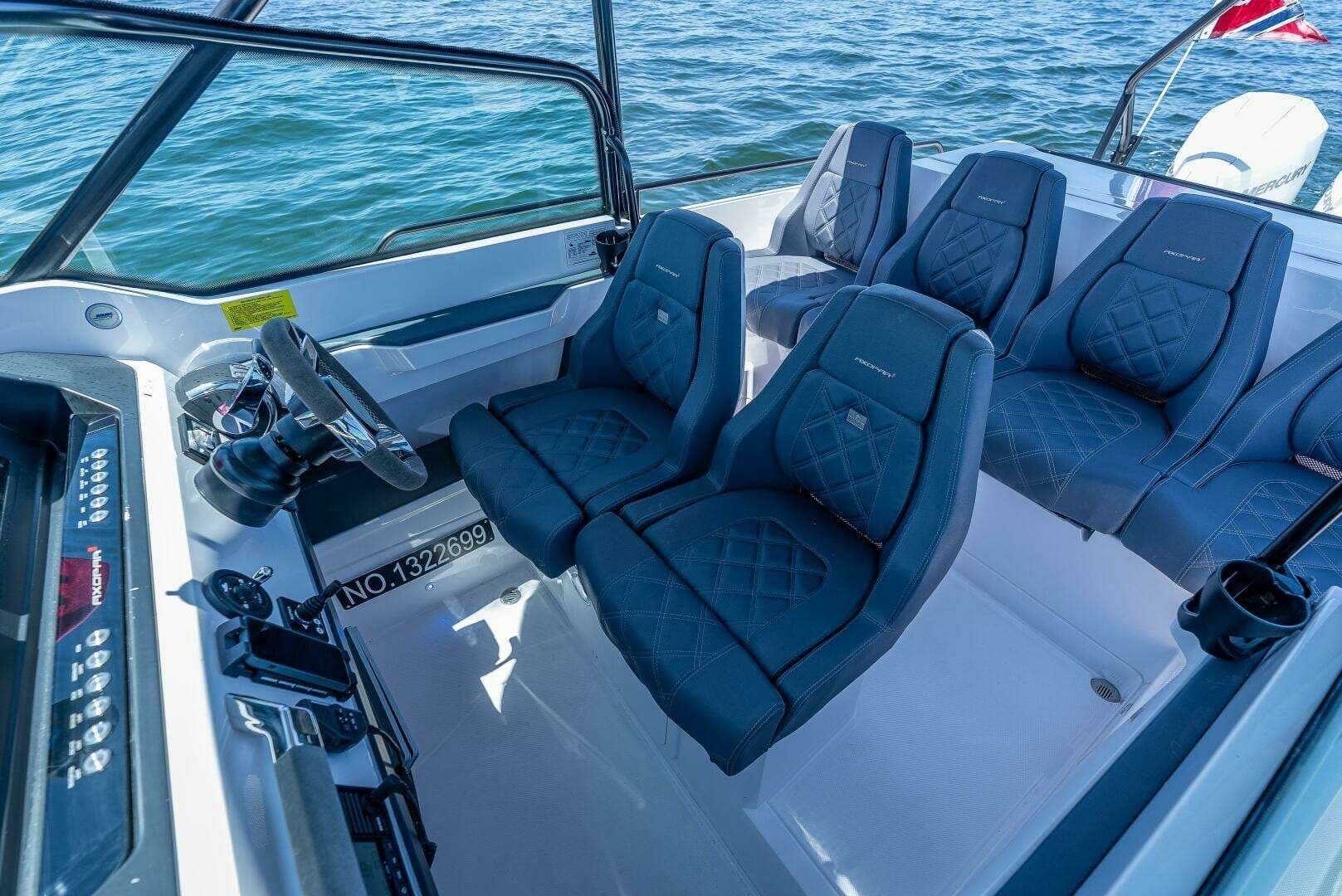 Axopar 28 Brabus photo 5