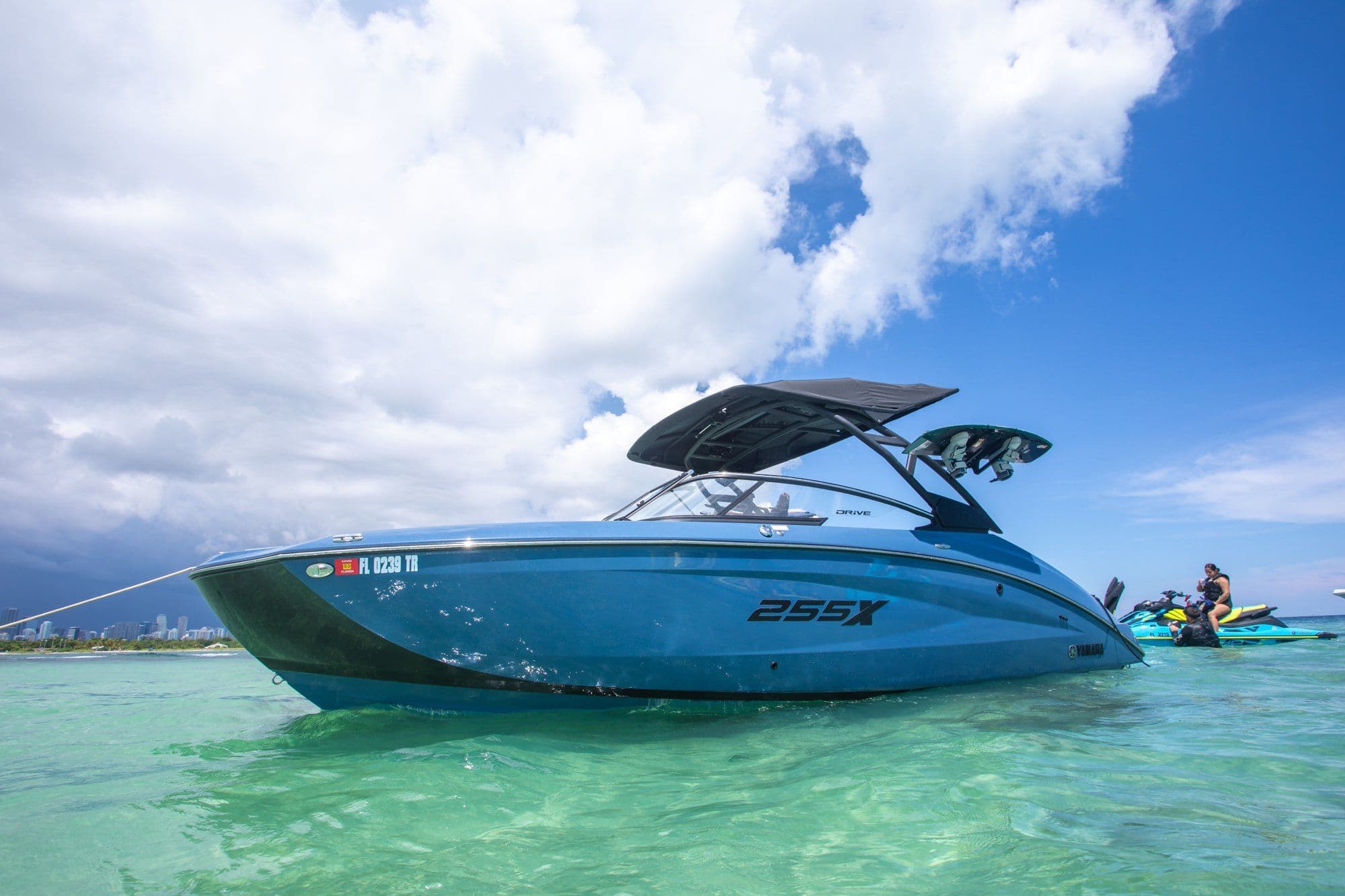 Yamaha 255XD yacht rental in Miami
